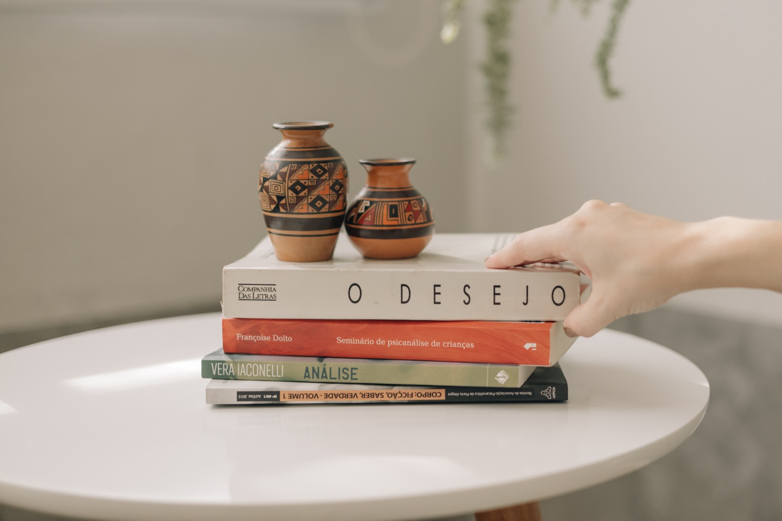 Livros de psicanálise no consultório